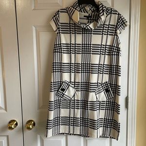 Black and White cowl neck Tiana B dress total Audrey Hepburn feel